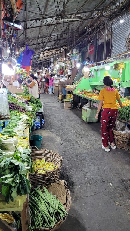 puerto-princesa-market