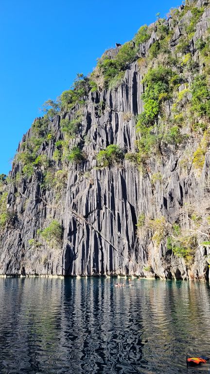 coron-philippines-barracuda-lake