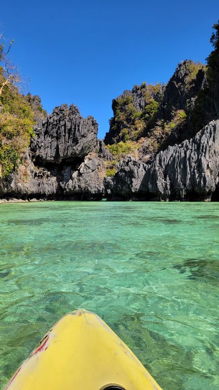 el-nido-island-hopping-2