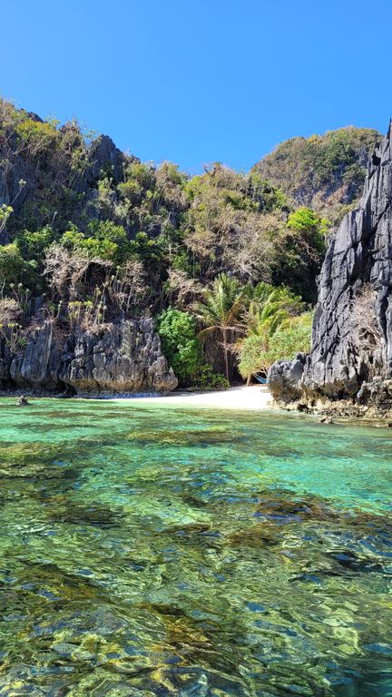 el-nido-island-hopping-4