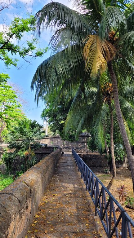 intramuros-baluarte-manille-4