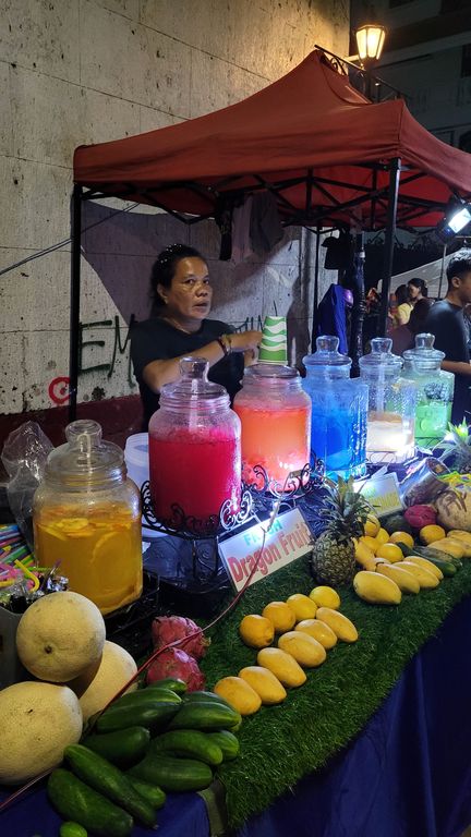 manila-night-market